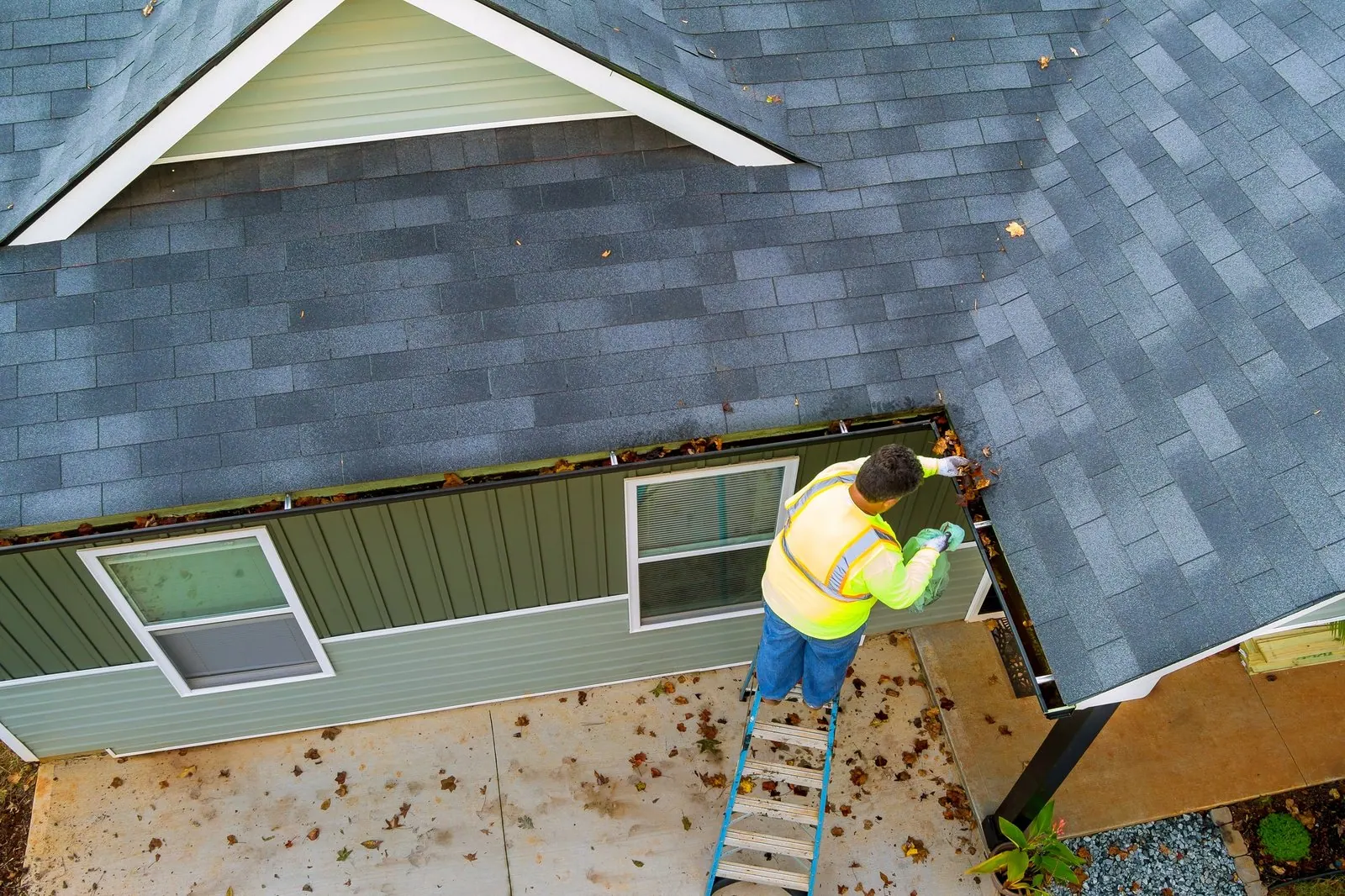 Gutters Cleaning project by King George Roofing
